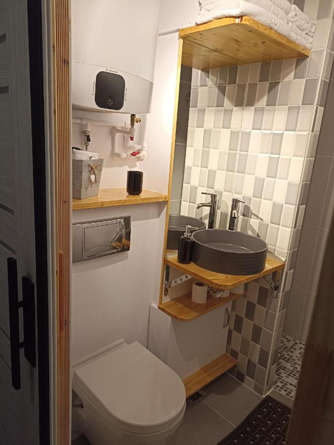 קריובה Studio 22 מראה חיצוני תמונה